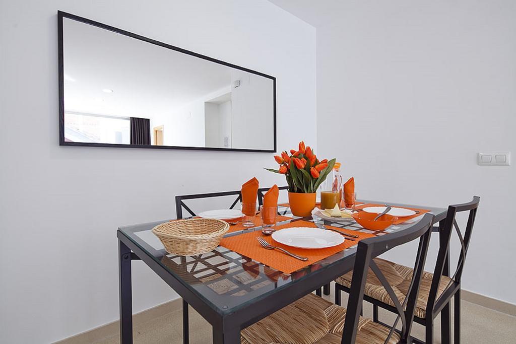 Charmsuites Paralel Barcelona Room photo