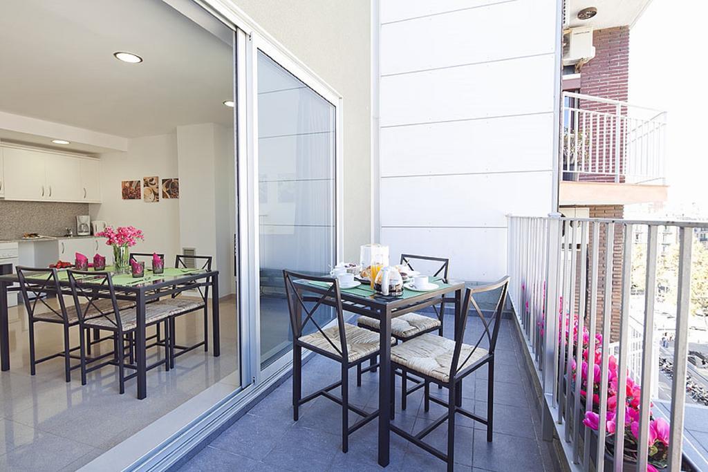 Charmsuites Paralel Barcelona Room photo